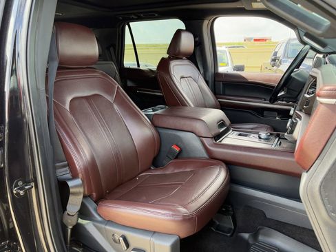 Used 2022 Ford Expedition Limited RWD image 32