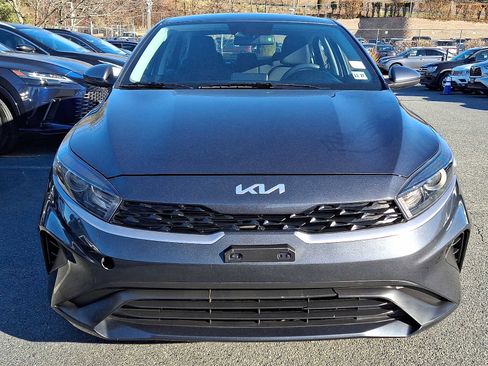 Used 2023 Kia Forte LXS image 2