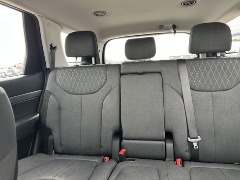 Used 2022 Hyundai Palisade SE w/ Cargo Package FWD image 15