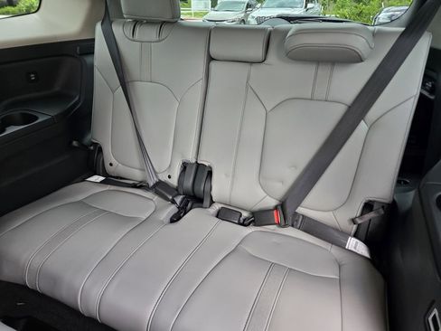 Certified 2025 Honda Pilot EX-L image 17