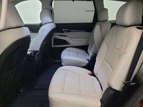 Used 2022 Kia Telluride EX w/ EX Premium Package FWD image 18