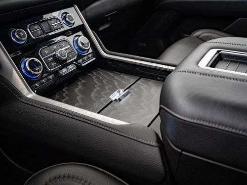 Used 2023 GMC Yukon Denali w/ LPO, Floor Liner Package image 41