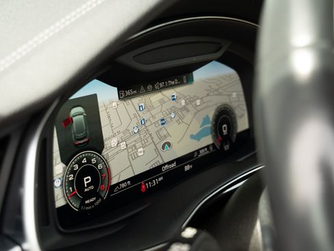 Certified 2023 Audi Q8 Premium Plus AWD/4WD image 12