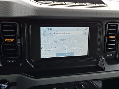 Certified 2023 Ford Bronco Badlands AWD/4WD image 16