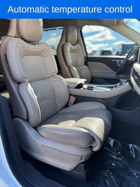 Used 2020 Lincoln Aviator Reserve w/ Equipment Group 202A AWD/4WD image 36