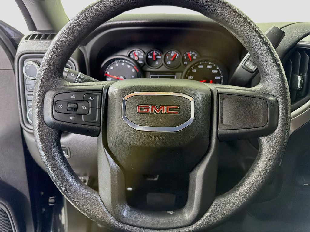 Used 2025 GMC Sierra 1500 Pro w/ Graphite Edition AWD/4WD image 15