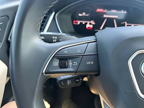 Used 2023 Audi Q5 2.0T Premium Plus w/ Premium Plus Package AWD/4WD image 29