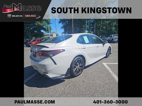 Used 2023 Toyota Camry SE AWD/4WD image 7