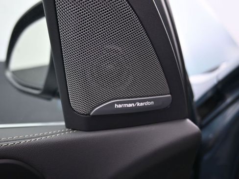 Used 2025 BMW X5 xDrive40i image 10