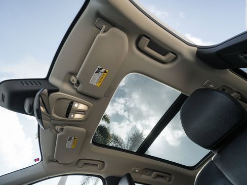 Used 2023 Volvo XC90 T8 Plus w/ Protection Package image 22