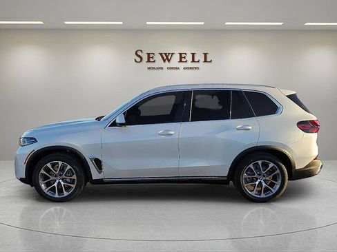 Used 2026 BMW X5 xDrive40i AWD/4WD image 2