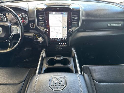 Used 2022 RAM 1500 Laramie w/ Sport Appearance Package AWD/4WD image 10