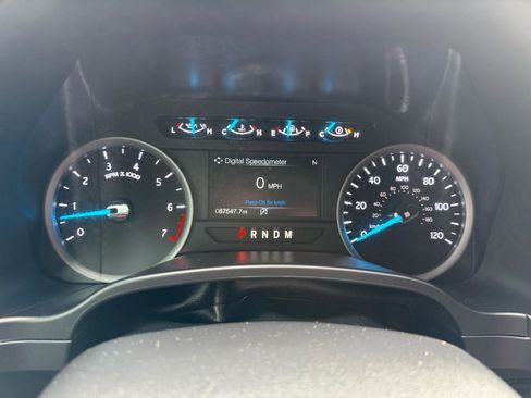 Used 2018 Ford Expedition XLT AWD/4WD image 11