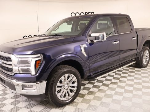 Used 2024 Ford F150 Lariat w/ FX4 Off-Road Package AWD/4WD image 12