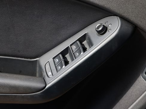 Used 2012 Audi A4 2.0T Premium image 40