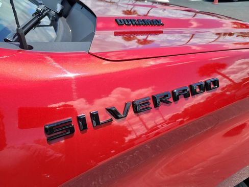 Used 2022 Chevrolet Silverado 1500 RST w/ Safety Package RWD image 7