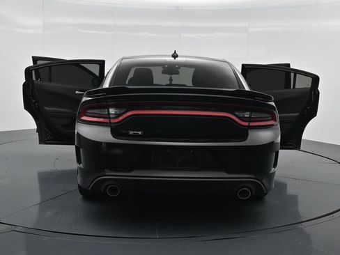 Used 2022 Dodge Charger R/T w/ Blacktop Package RWD image 34