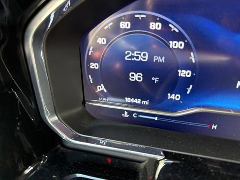 Used 2025 Chevrolet Silverado 2500 LTZ w/ LTZ Premium Package image 5