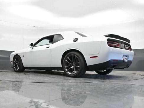 Used 2021 Dodge Challenger R/T Scat Pack RWD image 49