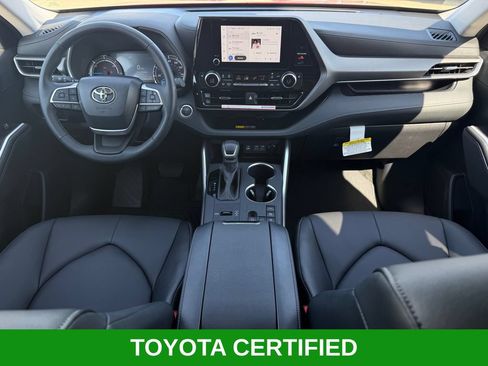 Used 2026 Toyota Highlander XLE AWD/4WD image 22