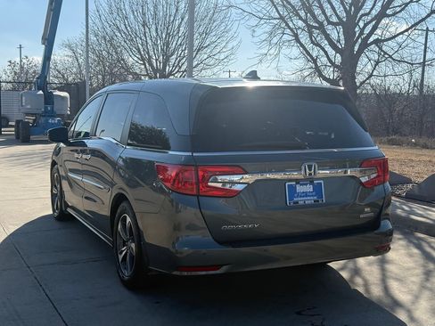 Used 2019 Honda Odyssey Touring image 4