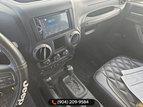 Used 2014 Jeep Wrangler Sport image 4