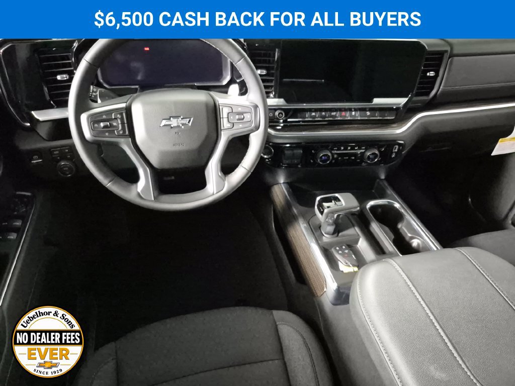 New 2026 Chevrolet Silverado 1500 RST AWD/4WD image 10