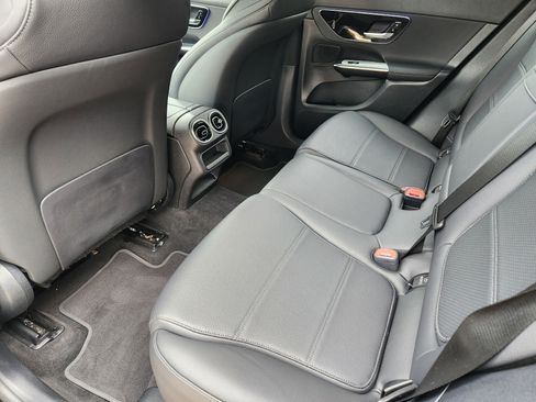 Certified 2025 Mercedes-Benz GLC 300 image 20