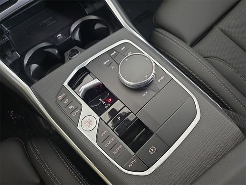New 2026 BMW 330i xDrive Sedan w/ Premium Package image 25