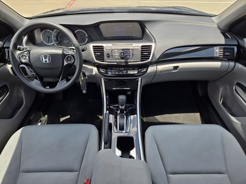 Certified 2017 Honda Accord LX image 11