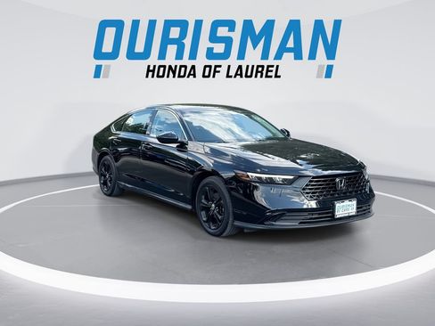 Used 2023 Honda Accord EX image 2