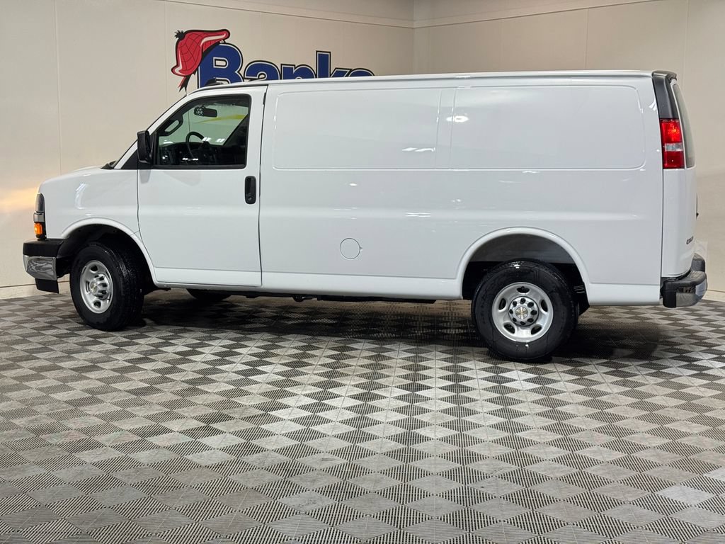 New 2026 Chevrolet Express 2500 w/ Driver Convenience Package RWD image 5