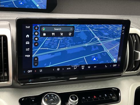 Used 2025 Ford Expedition Active AWD/4WD image 28