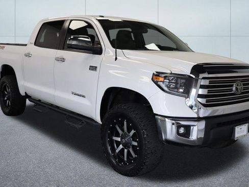 Used 2019 Toyota Tundra Limited w/ Limited Premium Package AWD/4WD image 10