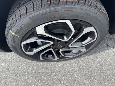 New 2026 Chevrolet Trax RS w/ Driver Confidence Package image 10