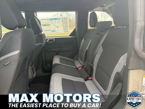 New 2025 Ford Bronco 4-Door image 16