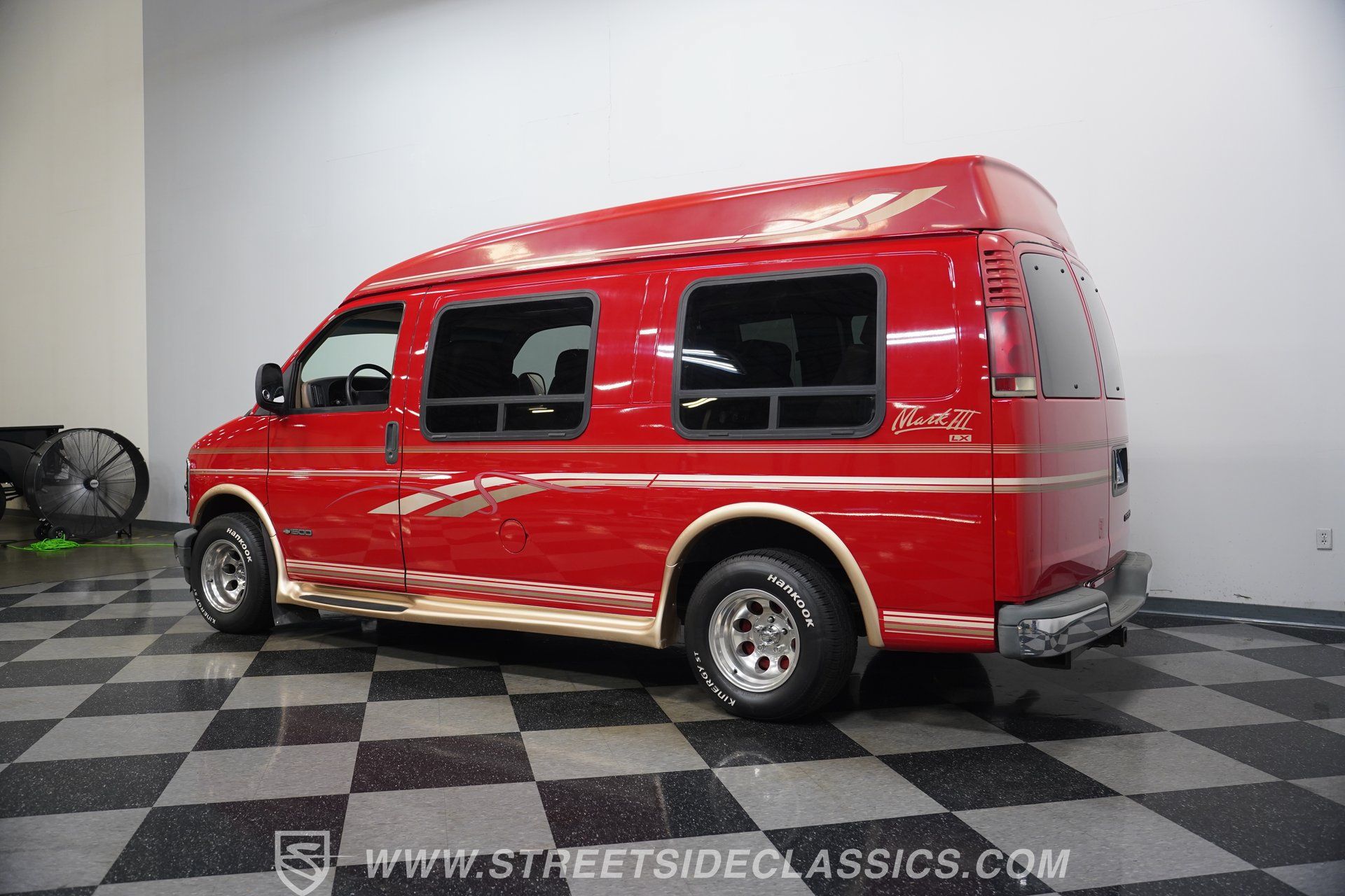 Used 1996 Chevrolet Express 1500 RWD image 9