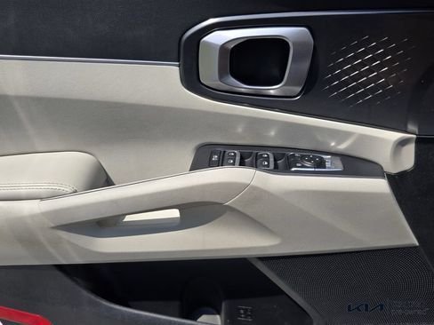 Certified 2024 Kia Sorento EX w/ Panoramic Sunroof Package FWD image 25