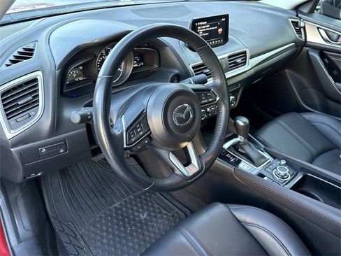 Used 2018 MAZDA MAZDA3 Touring image 12