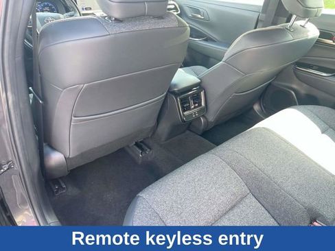 Used 2024 Toyota Crown AWD/4WD image 22