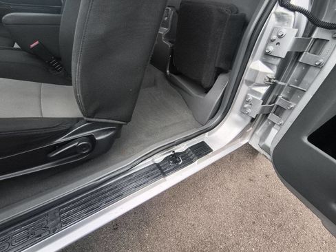 Used 2010 Ford Ranger XLT image 22