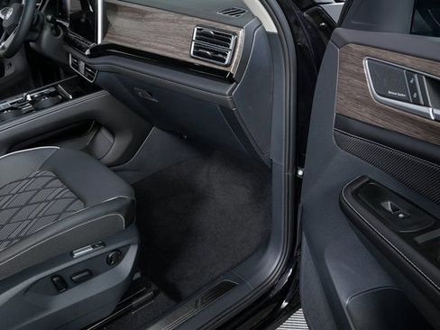 New 2026 Volkswagen Atlas SEL Premium R-Line image 24