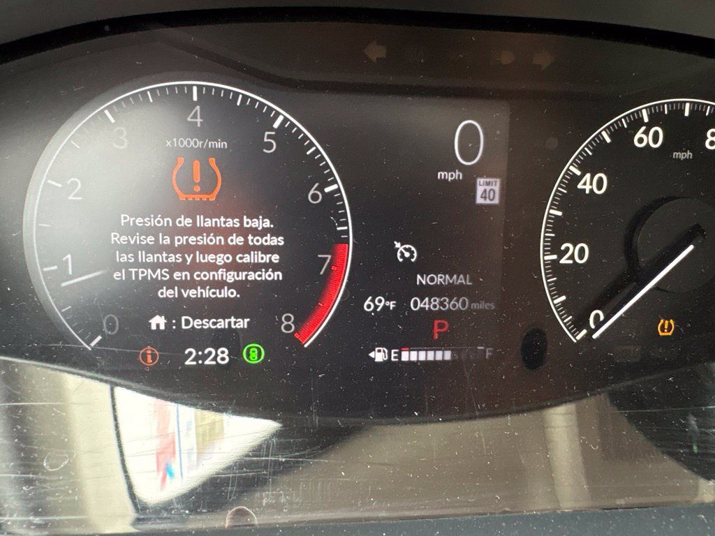 Used 2024 Honda HR-V EX-L image 11