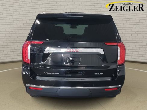 Used 2023 GMC Yukon SLT image 6