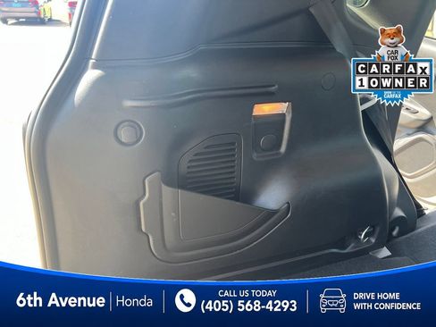 Used 2023 Jeep Renegade Latitude AWD/4WD image 15