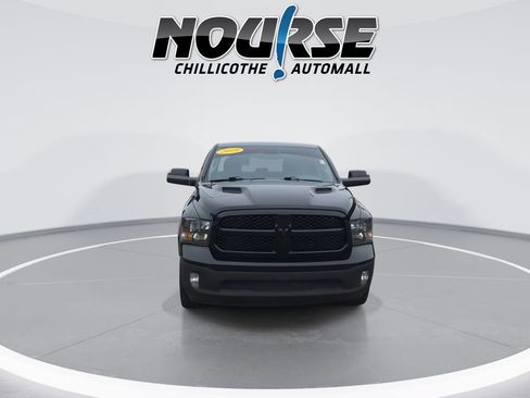 Used 2019 RAM 1500 Classic SLT AWD/4WD image 3