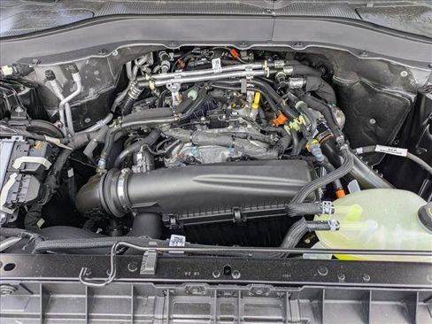 New 2026 Ford Explorer Active RWD image 16