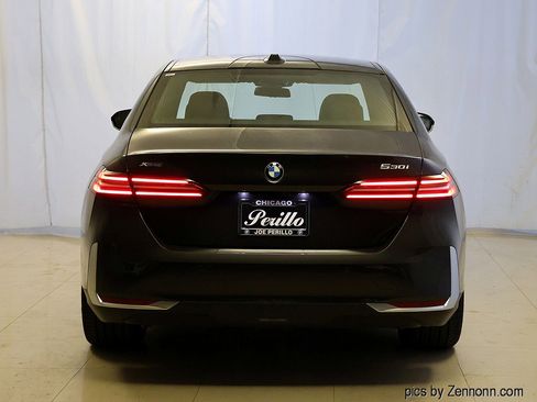 New 2026 BMW 530i xDrive 530i xDrive w/ Premium Package image 7