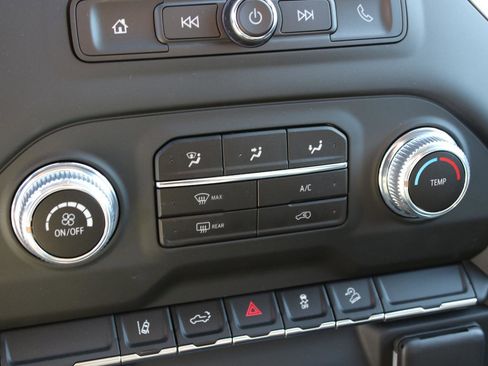 New 2025 GMC Sierra 2500 Pro w/ Convenience Package image 15