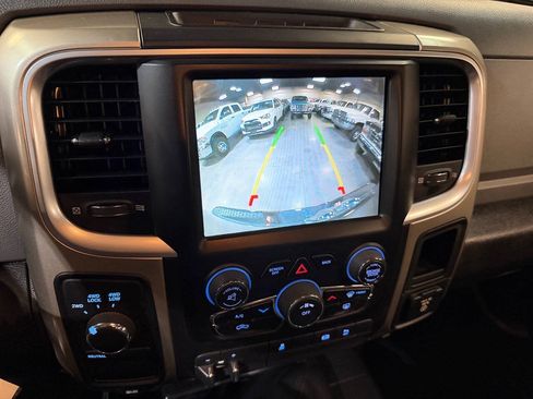 Used 2014 RAM 2500 SLT w/ Popular Equipment Group AWD/4WD image 25